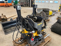 2024 engcon ec219s ss930 draaikantelstuk “cw30” - afbeelding 11 van  13