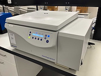 2024 eppendorf 5810 r hogesnelheids gekoeld laboratorium centrifuge - afbeelding 2 van  3