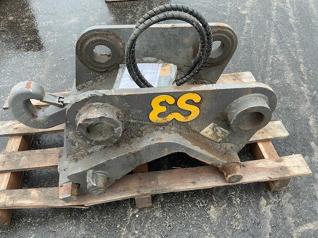 2024 eurosteel ec230 hydraulische snelwissel - afbeelding 6 van  9