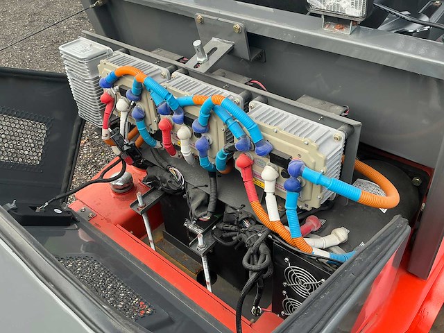 2024 everrun erel 1.0 e elektrische wiellader - afbeelding 17 van  41