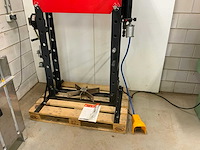 2024 facom w-450 / 50t werkplaatspers - afbeelding 13 van  13
