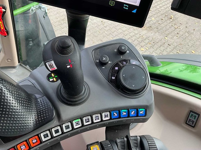 2024 fendt 724 vierwielaangedreven landbouwtractor - afbeelding 6 van  39