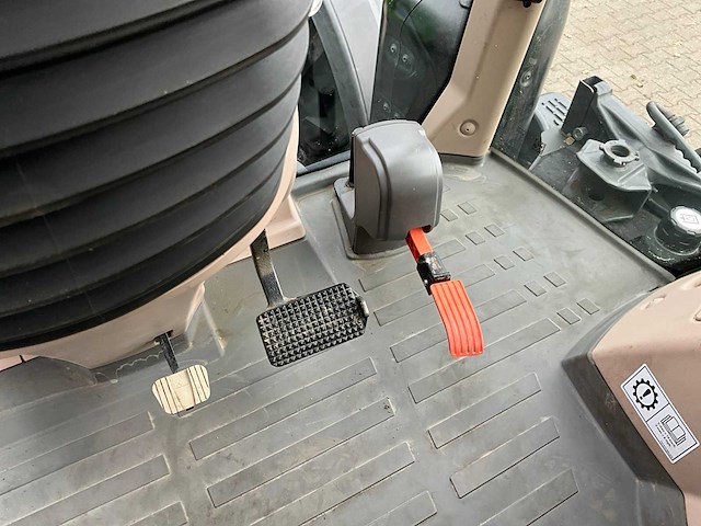 2024 fendt 724 vierwielaangedreven landbouwtractor - afbeelding 9 van  39