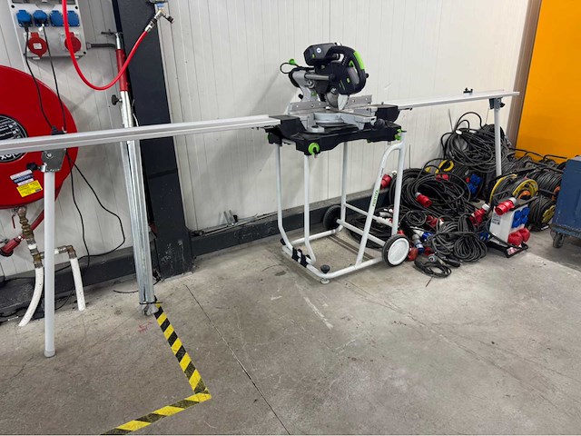 2024 festool ks 60 e afkortzaag - afbeelding 1 van  10