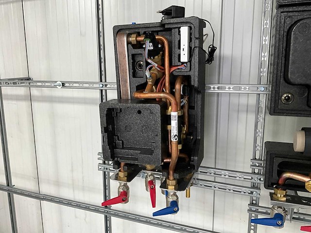 2024 flamco logoeco compact e p b h-hw 12 nl warmteafleverset cw4 - afbeelding 2 van  4