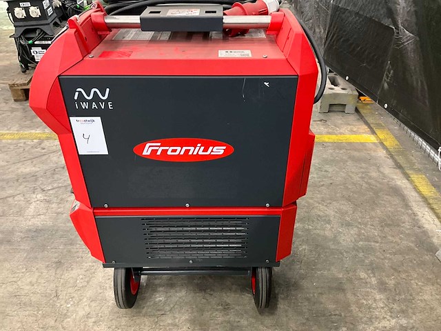 2024 fronius i-wave dc 300i dc tig-lasmachine - afbeelding 3 van  6