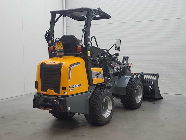 2024 giant g2300 x-tra hd shovel - afbeelding 3 van  14