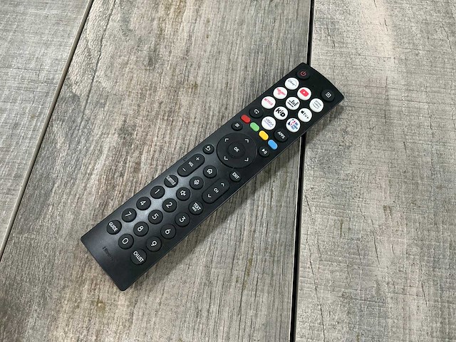 2024 hisense televisie - afbeelding 2 van  9