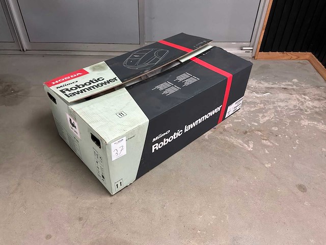 2024 honda hrm1500-e robotmaaier - afbeelding 1 van  5