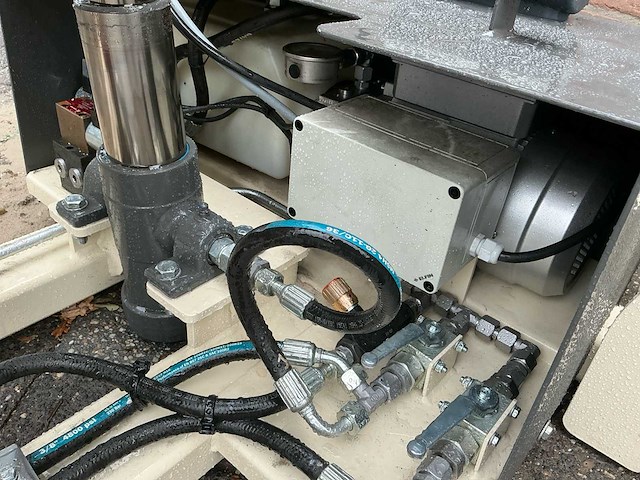2024 hydraulisch hefframe heftafel - afbeelding 2 van  5