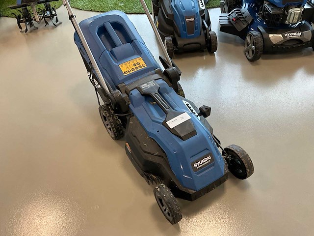 2024 hyundai 57050 grasmaaier - afbeelding 2 van  6