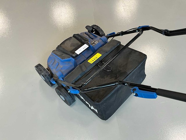 2024 hyundai 57063 verticuteermachine - afbeelding 5 van  6