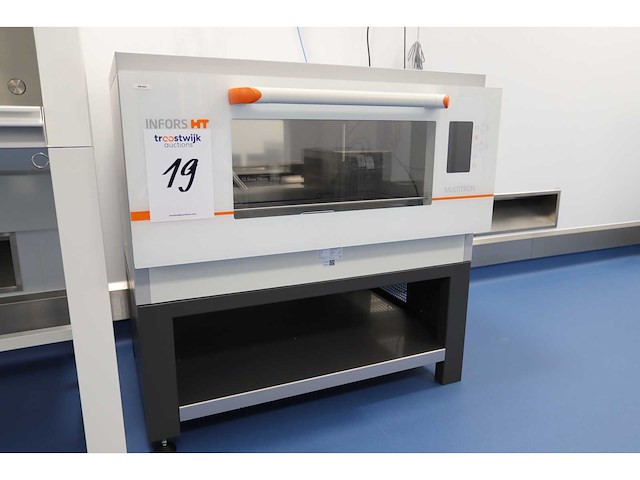 2024 infors ht multitron laboratory incubatieshaker - afbeelding 1 van  6