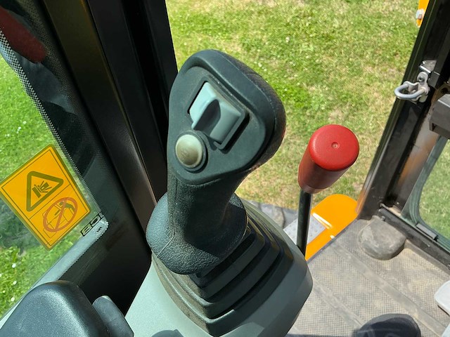 2024 jcb 26c-1 minigraafmachine - afbeelding 18 van  36