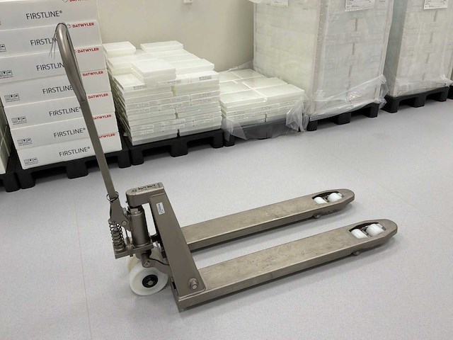 2024 jungheinrich hpt inox handpalletwagen - afbeelding 1 van  3