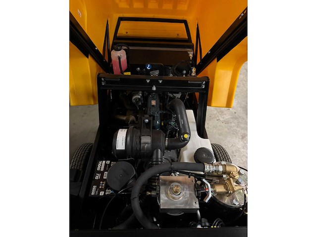 2024 kaeser m27 pe mobiele bouwcompressor 14 bar - afbeelding 9 van  12
