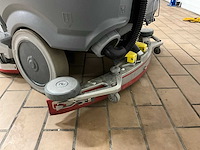 2024 kärcher b 110 r schrobmachine - afbeelding 14 van  16