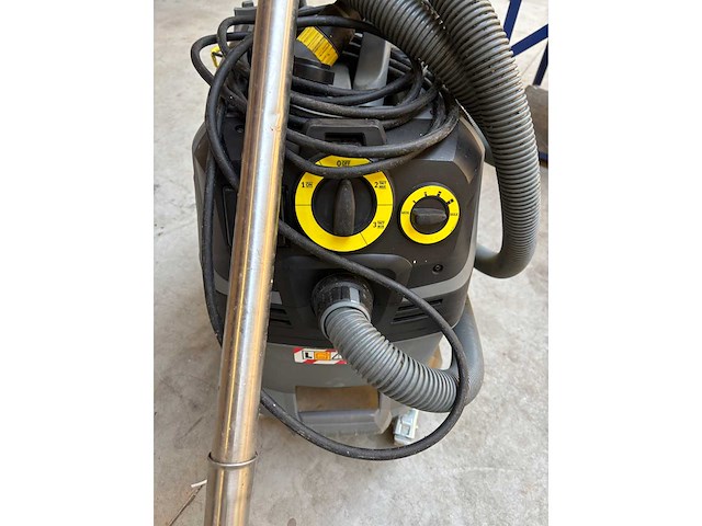 2024 kärcher nt30/1 industriële stofzuiger - afbeelding 2 van  4