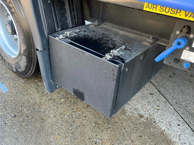 2024 krone sd oplegger - afbeelding 4 van  36