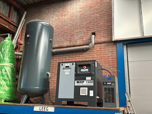 2024 la padana mxp 1500 schroefcompressor met buffertank en luchtdroger - afbeelding 1 van  11
