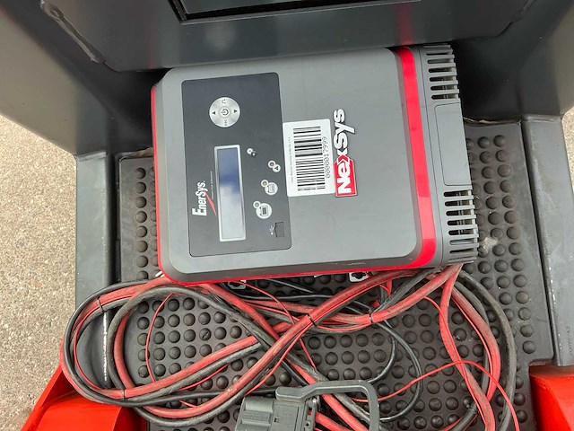 2024 linde p30 industriële trekker - afbeelding 4 van  9