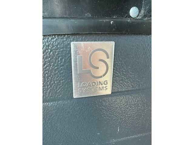 2024 loading systems elektrisch laaddock - afbeelding 8 van  10