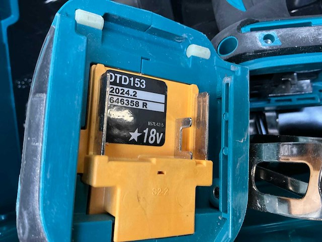 2024 makita ddf482/dtd153 boorschroefmachine set - afbeelding 4 van  4