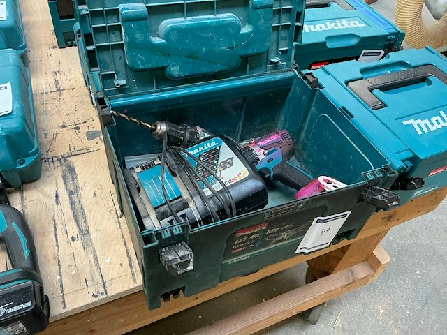 2024 makita ddf484 boormachine (2x) - afbeelding 1 van  4