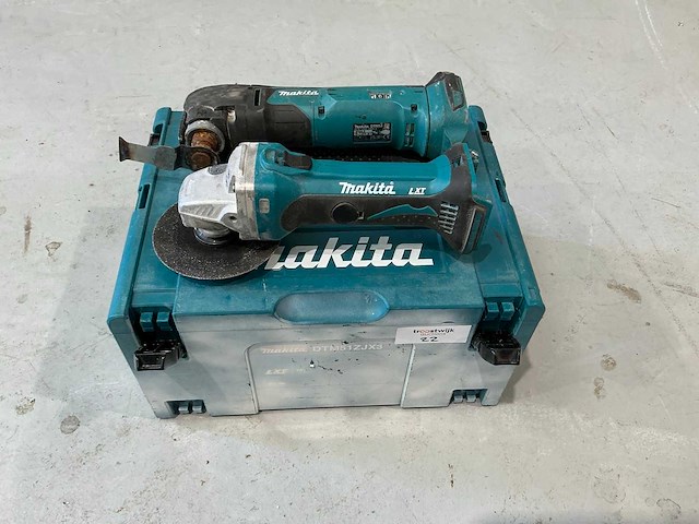 2024 makita dga452/dtm51 haakse slijpmachine en multitool - afbeelding 2 van  4