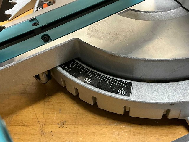 2024 makita radiaalafkortzaagmachine - afbeelding 5 van  6