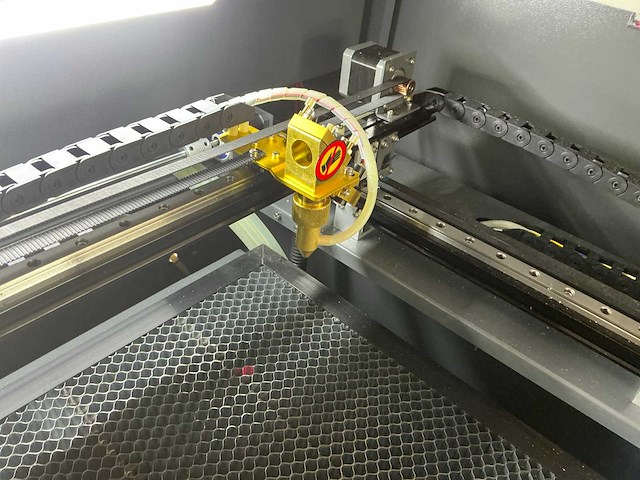 2024 mcoa10050 lasergraveermachine - afbeelding 8 van  11