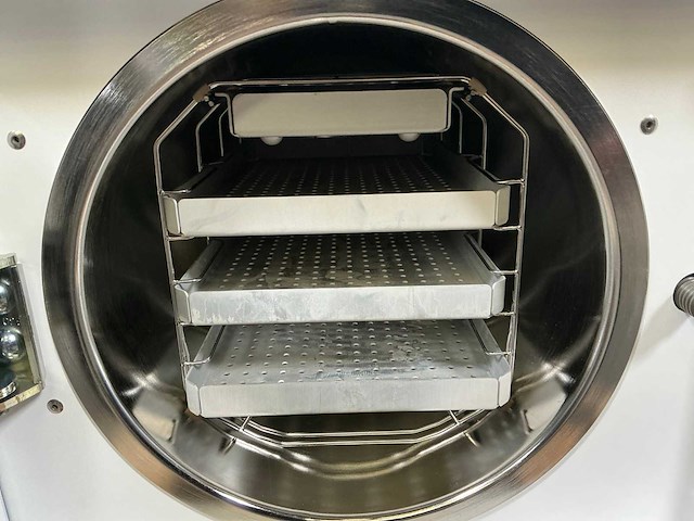 2024 melag vacuklav 41b+ stoom sterilisatie - afbeelding 8 van  11