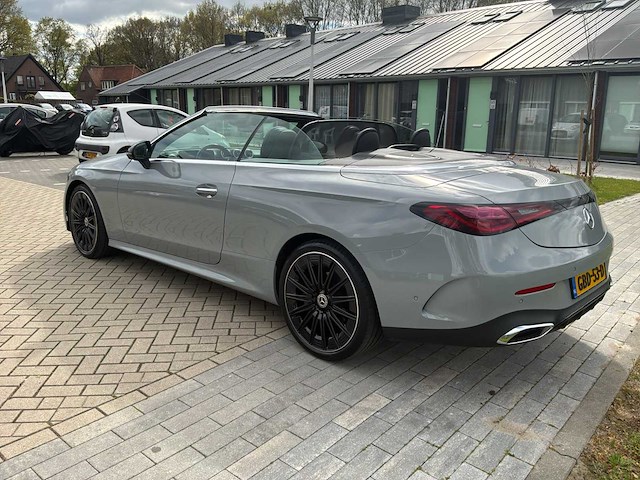 2024 mercedes-benz 200 amg line cle cabriolet personenauto - afbeelding 9 van  39