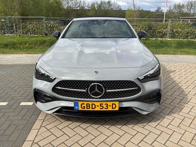 2024 mercedes-benz 200 amg line cle cabriolet personenauto - afbeelding 12 van  39