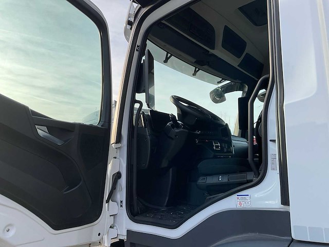 2024 mercedes-benz actros 2127 vrachtwagen - afbeelding 13 van  32