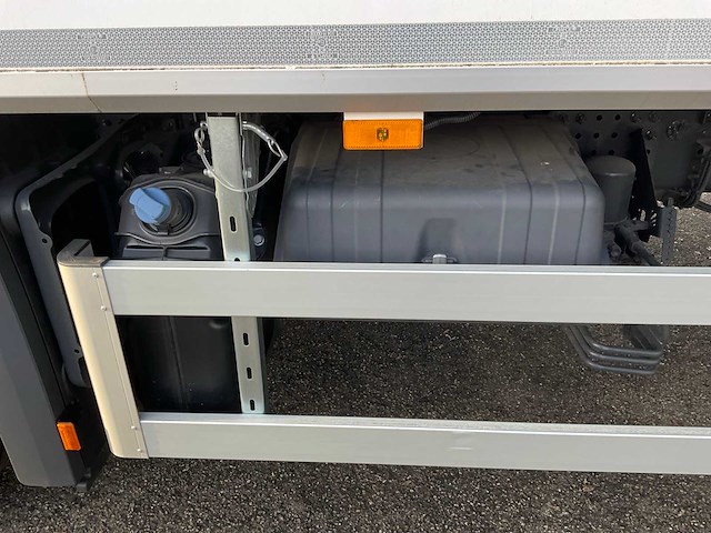 2024 mercedes-benz actros 2127 vrachtwagen - afbeelding 31 van  32