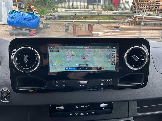2024 mercedes-benz sprinter 317 1.9 cdi l2h2 bedrijfswagen - afbeelding 12 van  31