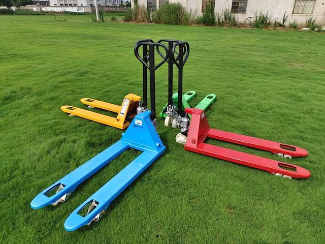 2024 metallo 2500kg hydraulische palletwagen - afbeelding 4 van  6