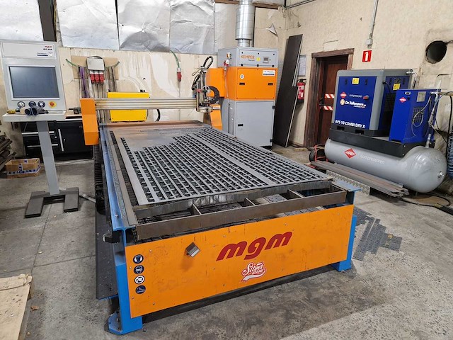 2024 mgm cutfire 100i plasmasnijmachine + afzuiging en compressor - afbeelding 1 van  7