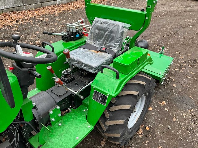 2024 mkdr minitractor met frees 1100mm ongebruikt - afbeelding 6 van  31