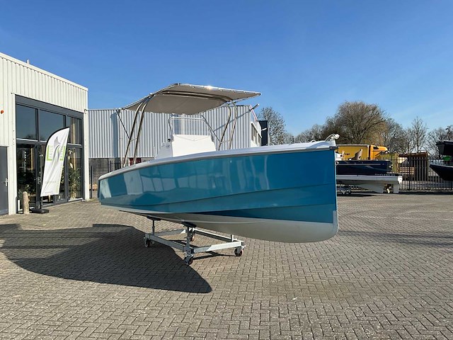 2024 navaro 21 consoleboot - afbeelding 17 van  19