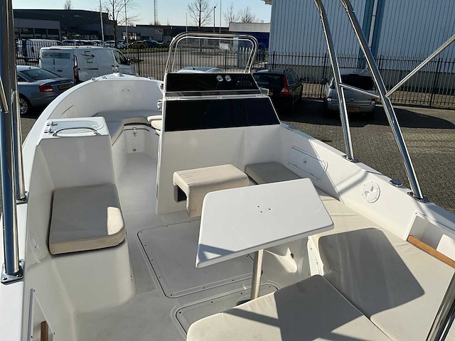 2024 navaro 21 consoleboot - afbeelding 19 van  19