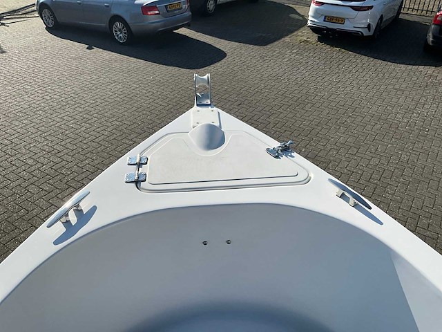 2024 navaro 21 consoleboot - afbeelding 7 van  26