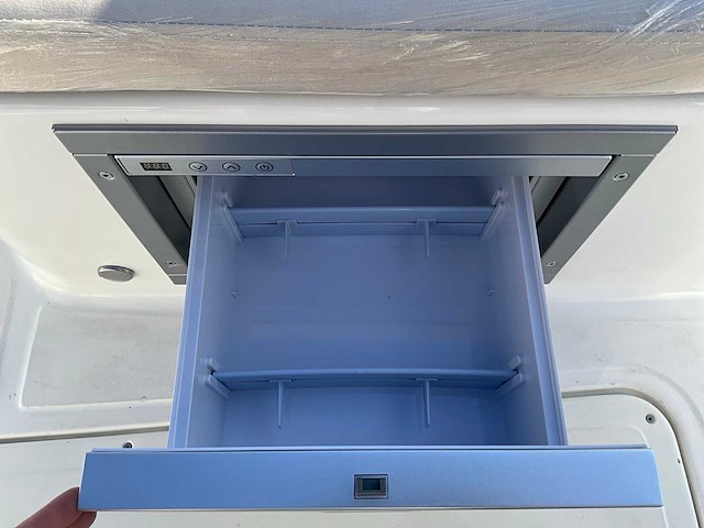 2024 navaro 21 consoleboot - afbeelding 10 van  26