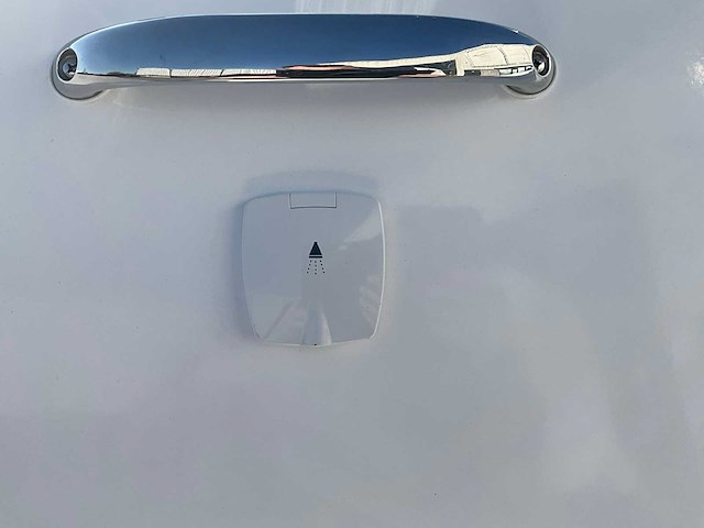 2024 navaro 21 consoleboot - afbeelding 15 van  26