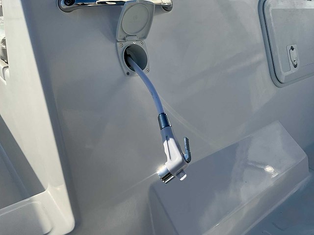2024 navaro 21 consoleboot - afbeelding 16 van  26