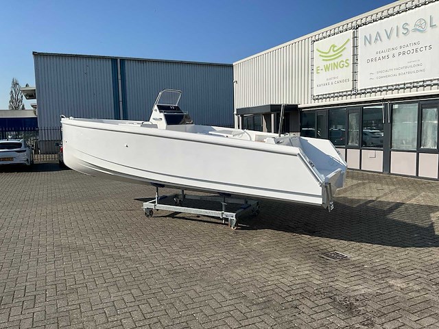 2024 navaro 21 consoleboot - afbeelding 20 van  26