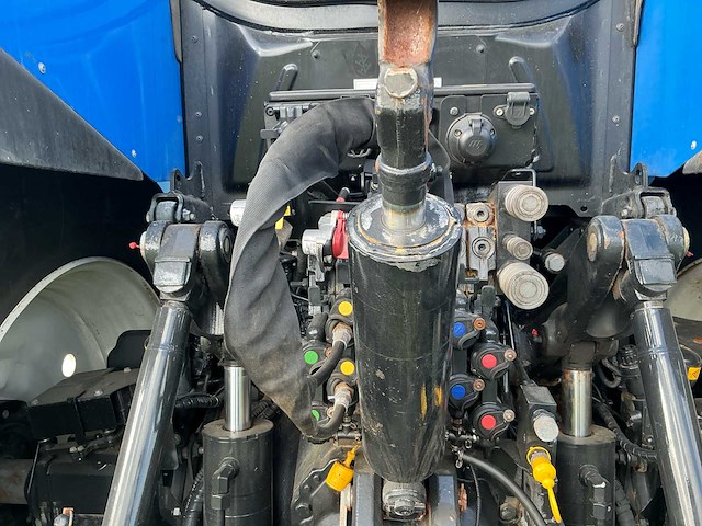 2024 new holland t7.245 new gen vierwielaangedreven landbouwtractor - afbeelding 17 van  42