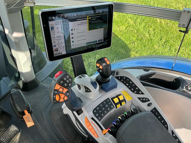 2024 new holland t7.245 new gen vierwielaangedreven landbouwtractor - afbeelding 36 van  42