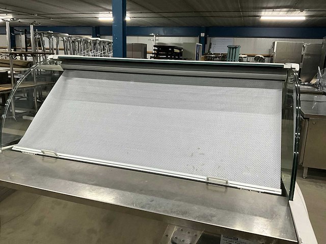 2024 oscarielle blanco derado schepijsvitrine - afbeelding 16 van  16